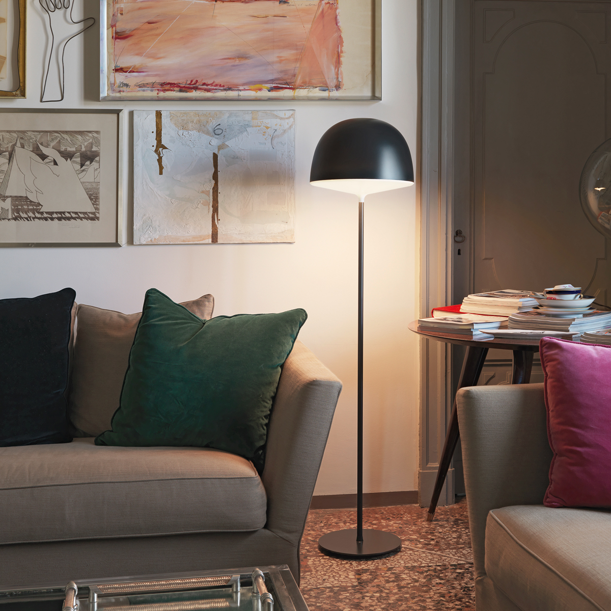 Fontana Arte Cheshire Stehleuchte, schwarz