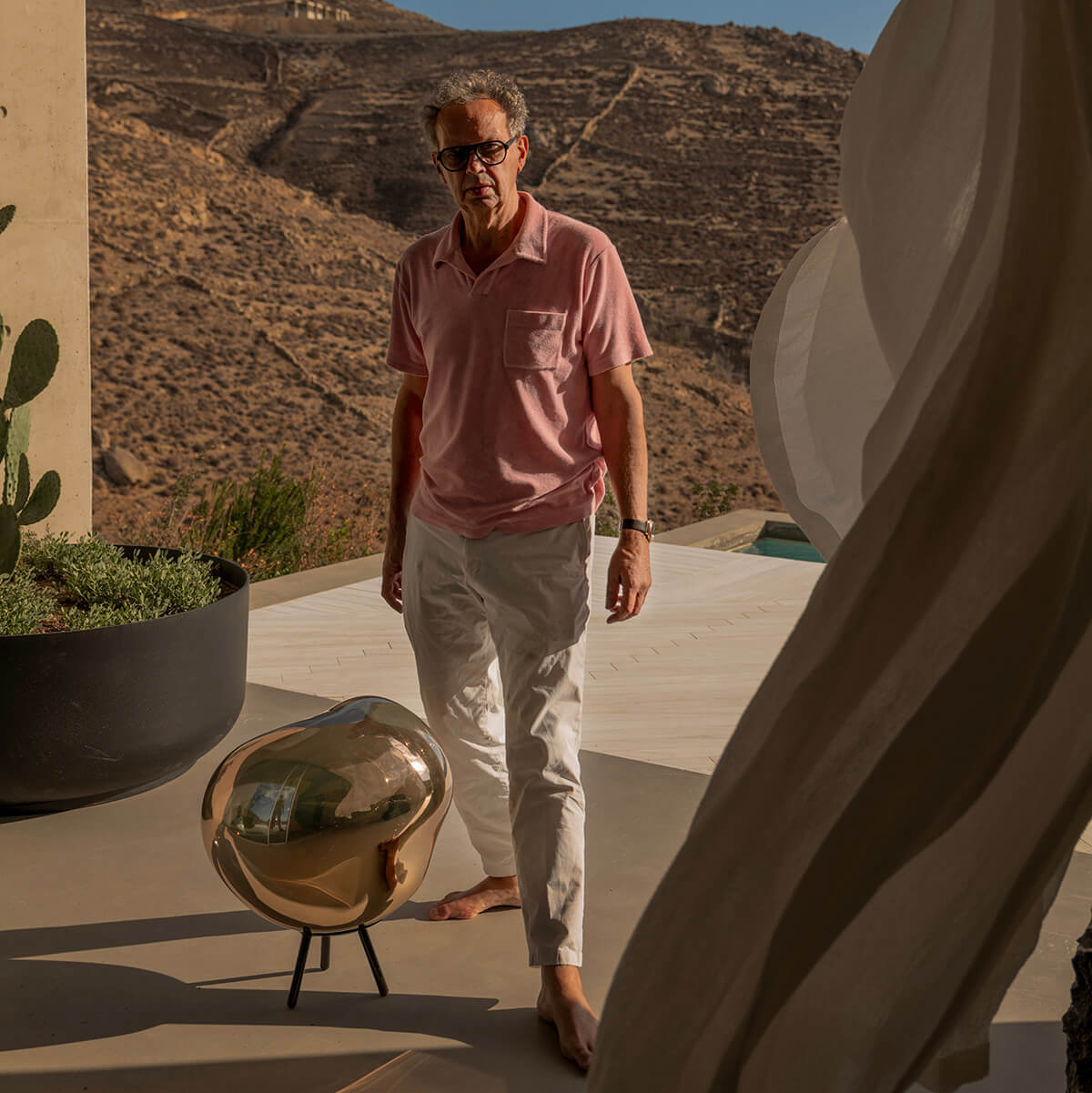 Tom Dixon Melt Large Portable LED Akkusteh- / Pendelleuchte, Gold, mit Designer Tom Dixon