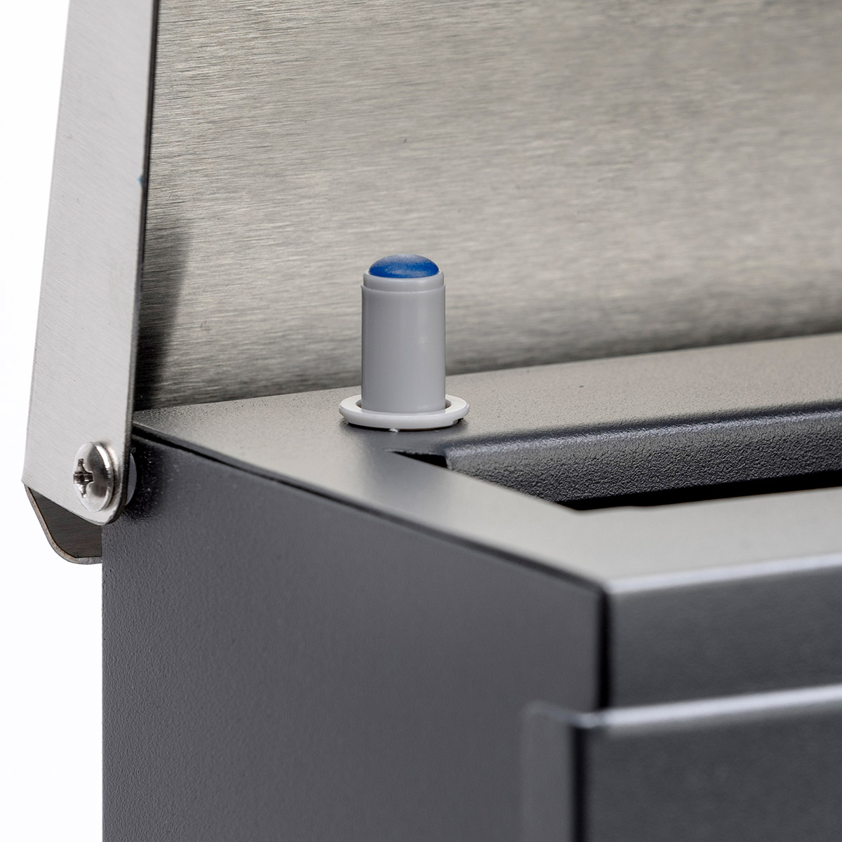 CMD Leuchten 9047 Briefkasten, anthrazit, ausgestattet mit einem Klappendämpfer für sanftes Schließen