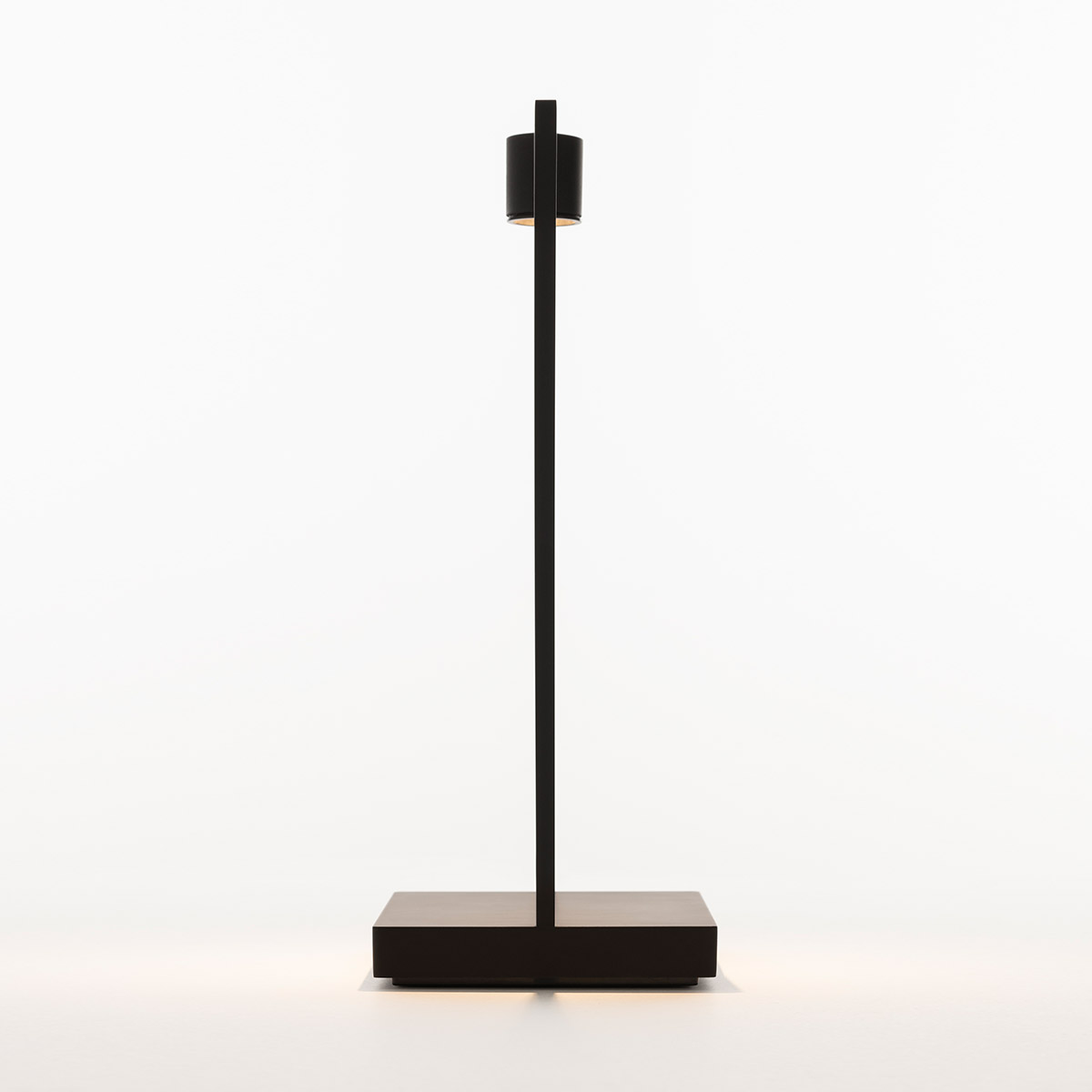 Artemide Curiosity LED Akkuleuchte, Höhe: 36 cm, braun / schwarz