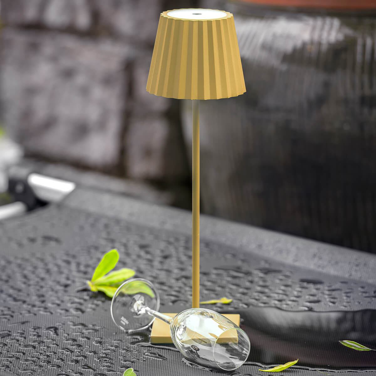 Sompex Troll 2.0 LED Akkuleuchte, gelb