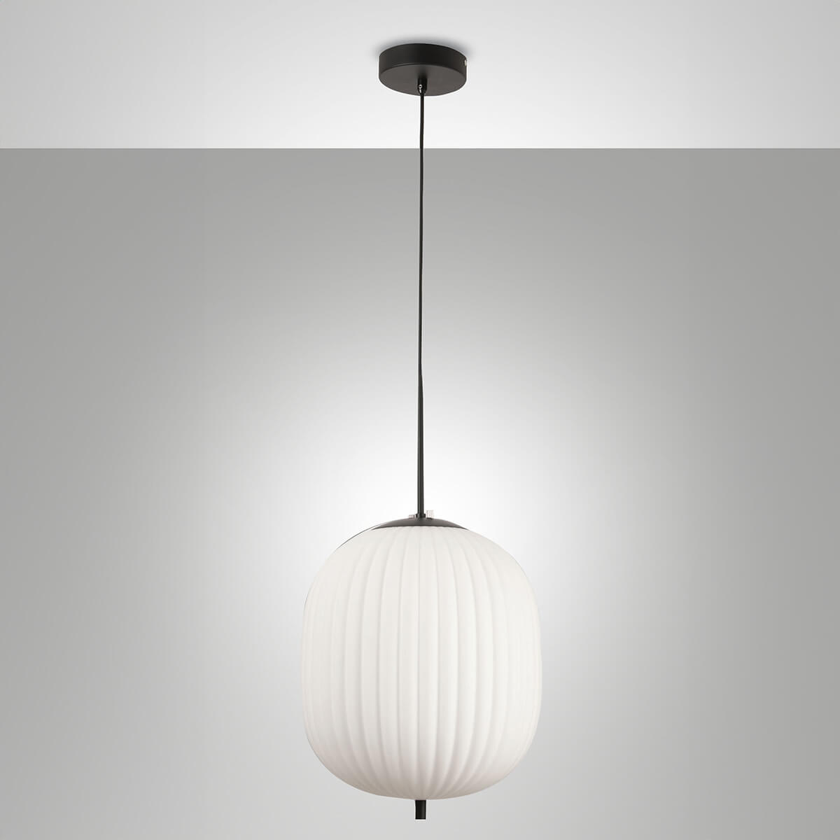 Ø: 32 cm, schwarz / Opalglas