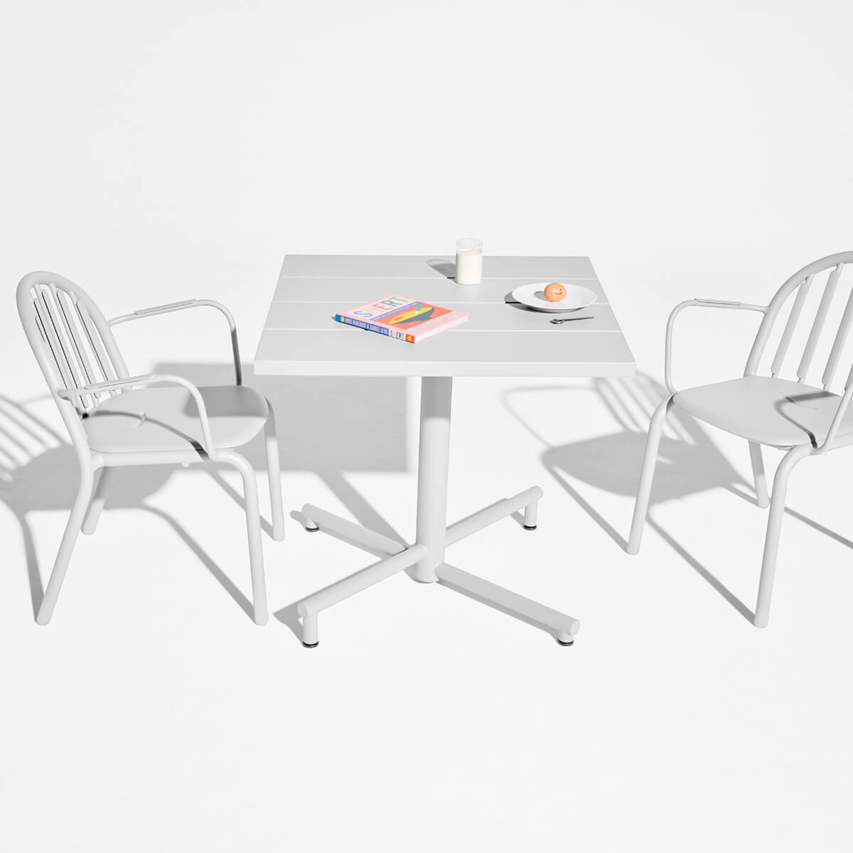 Fred's Square Bistreau Tisch