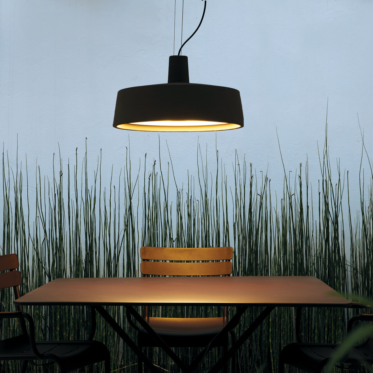 Marset Soho 57 IP44 LED Pendelleuchte Outdoor, schwarz