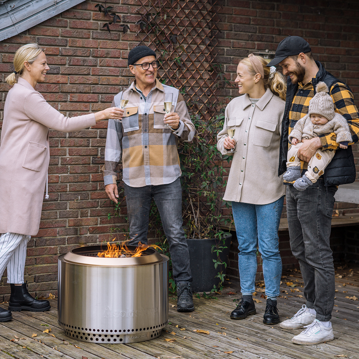 Yukon 27'' Feuerschale mit Standfuß, für 6-8 Personen