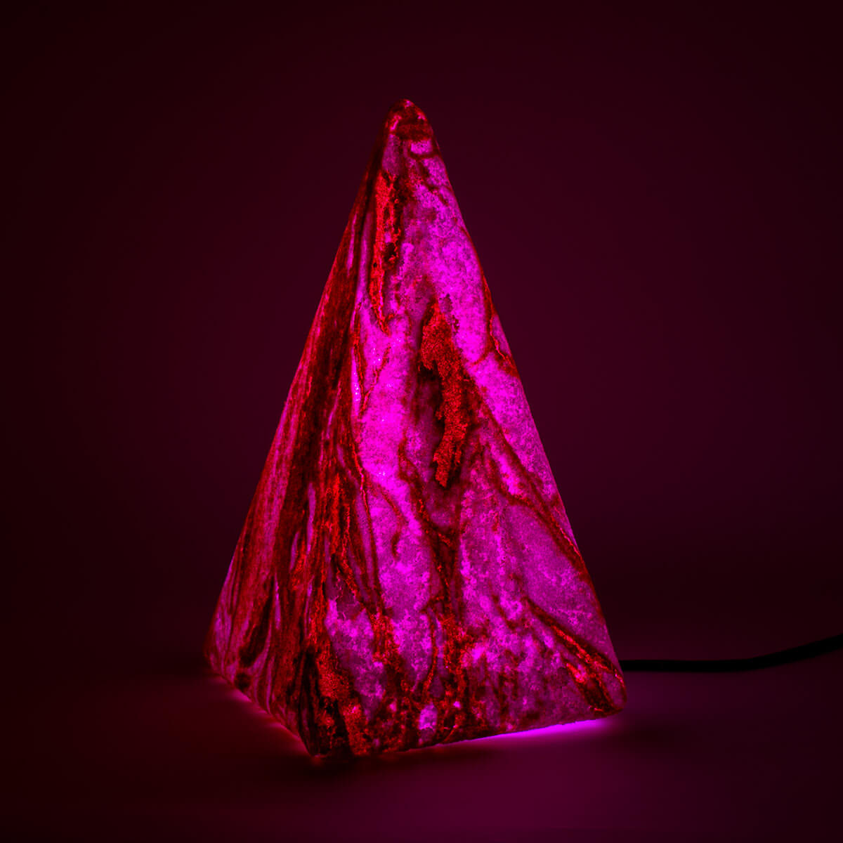 Epstein-Design Pyramide Sahara RGBCCT-LED Außenleuchte, Höhe: 36 cm, Sandstein