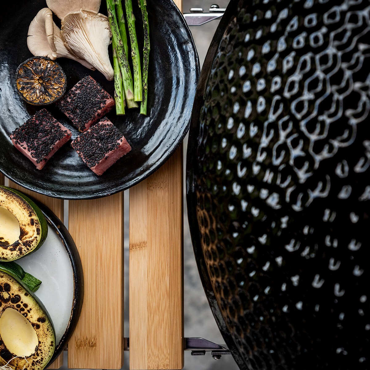 Yakiniku Kamado Grill inkl. Ständer, Seitentischen & Pro Set, 22'' XLarge, 56 cm Grillfläche