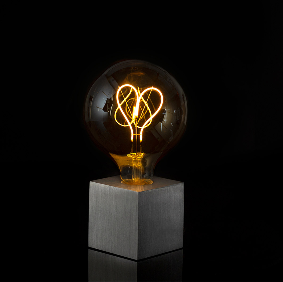 Cubic Tischleuchte Aluminium, mit Motiv Leuchtmittel