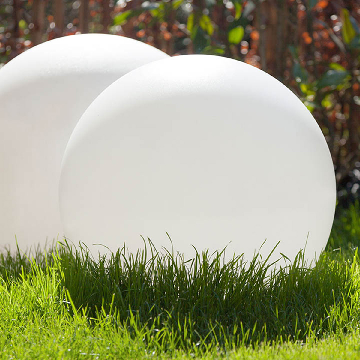 8 seasons design Shining Globe Ø 60 cm LED Solardekoleuchte, weiß