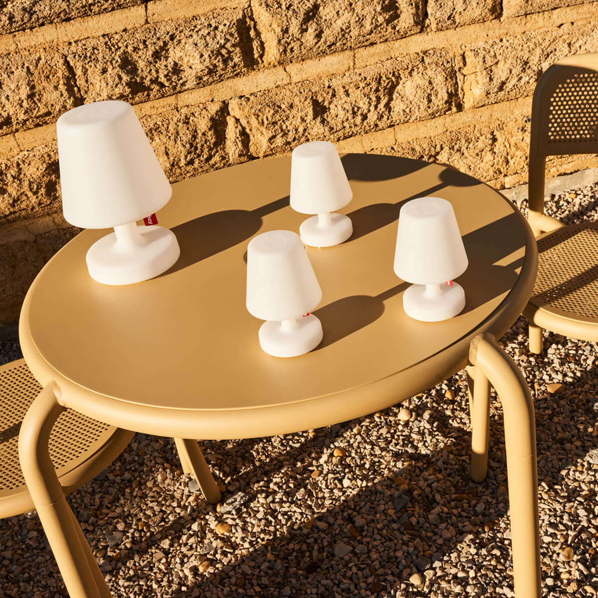 Fatboy Edison the Mini LED Akkuleuchte, 3er-Set, weiß, und Fatboy Edison the Petit LED Akkuleuchte, weiß