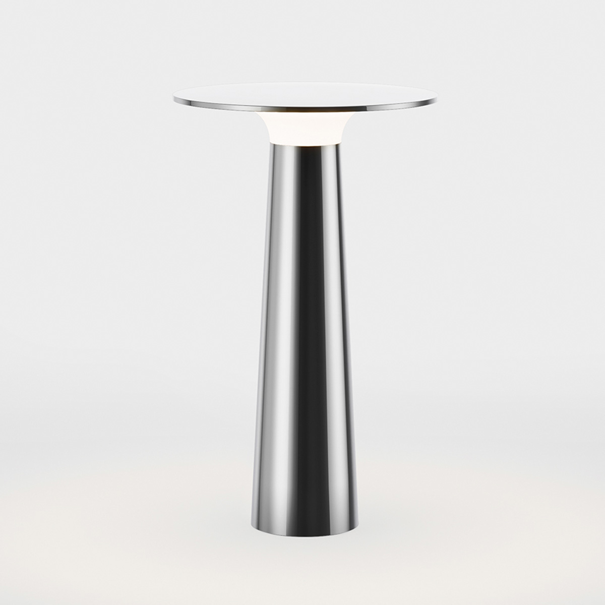 IP44.DE Lix LED Akkuleuchte, Dim-to-Amber, chrome (Chrom)