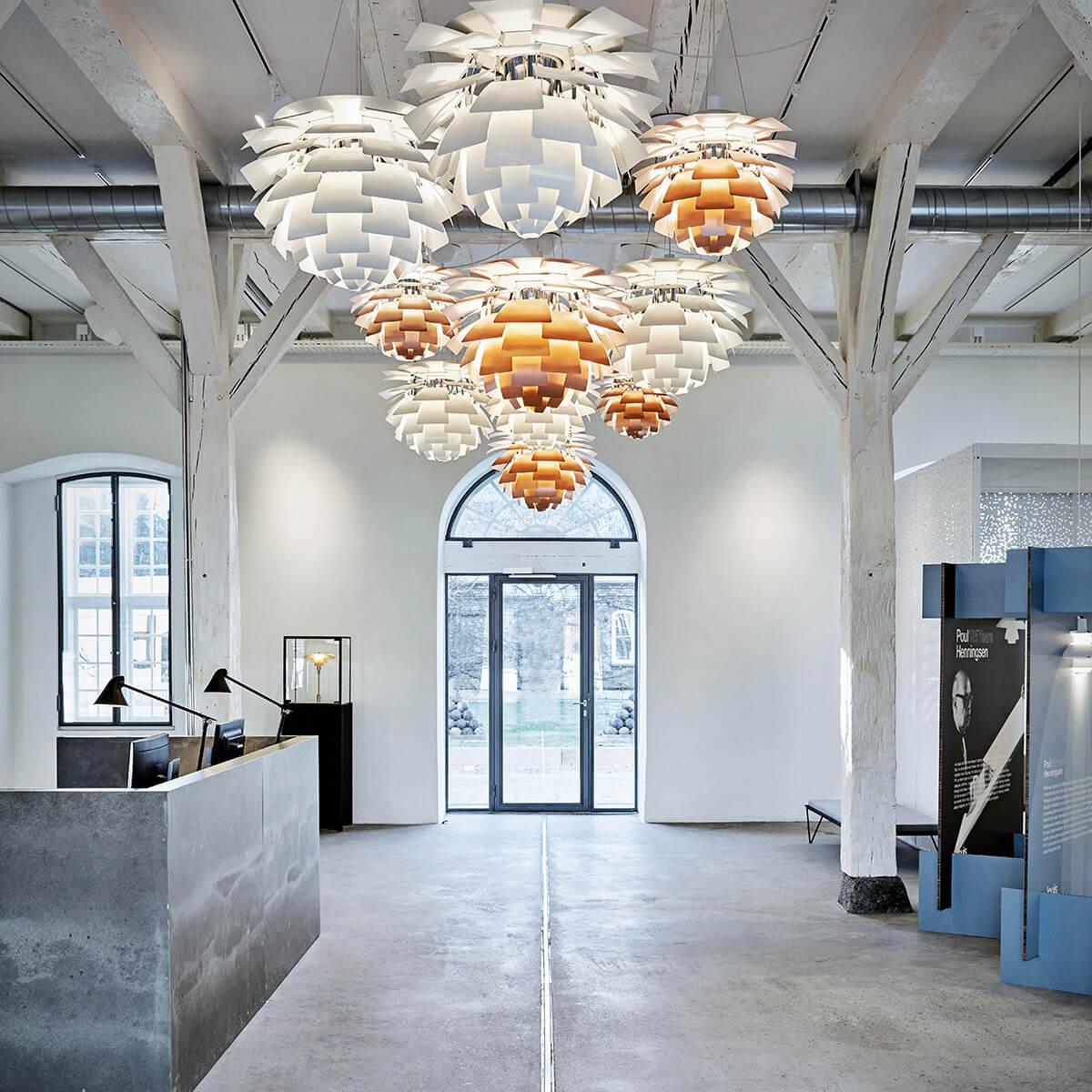 Louis Poulsen PH Artichoke 600 Pendelleuchte, Ø: 60 cm, weiß / Chrom und Kupfer