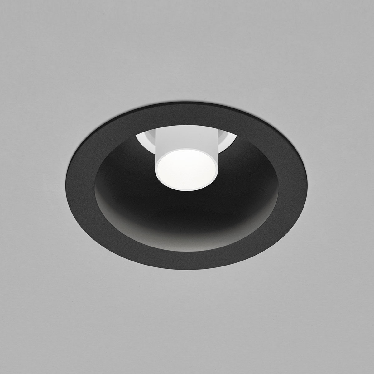 Helestra Run LED Deckeneinbaustrahler, 1-flg., schwarz, Spot: weiß