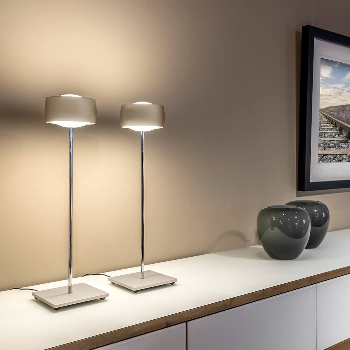 Oligo Grace LED Tischleuchte, Tunable White, Chrom / cashmere matt