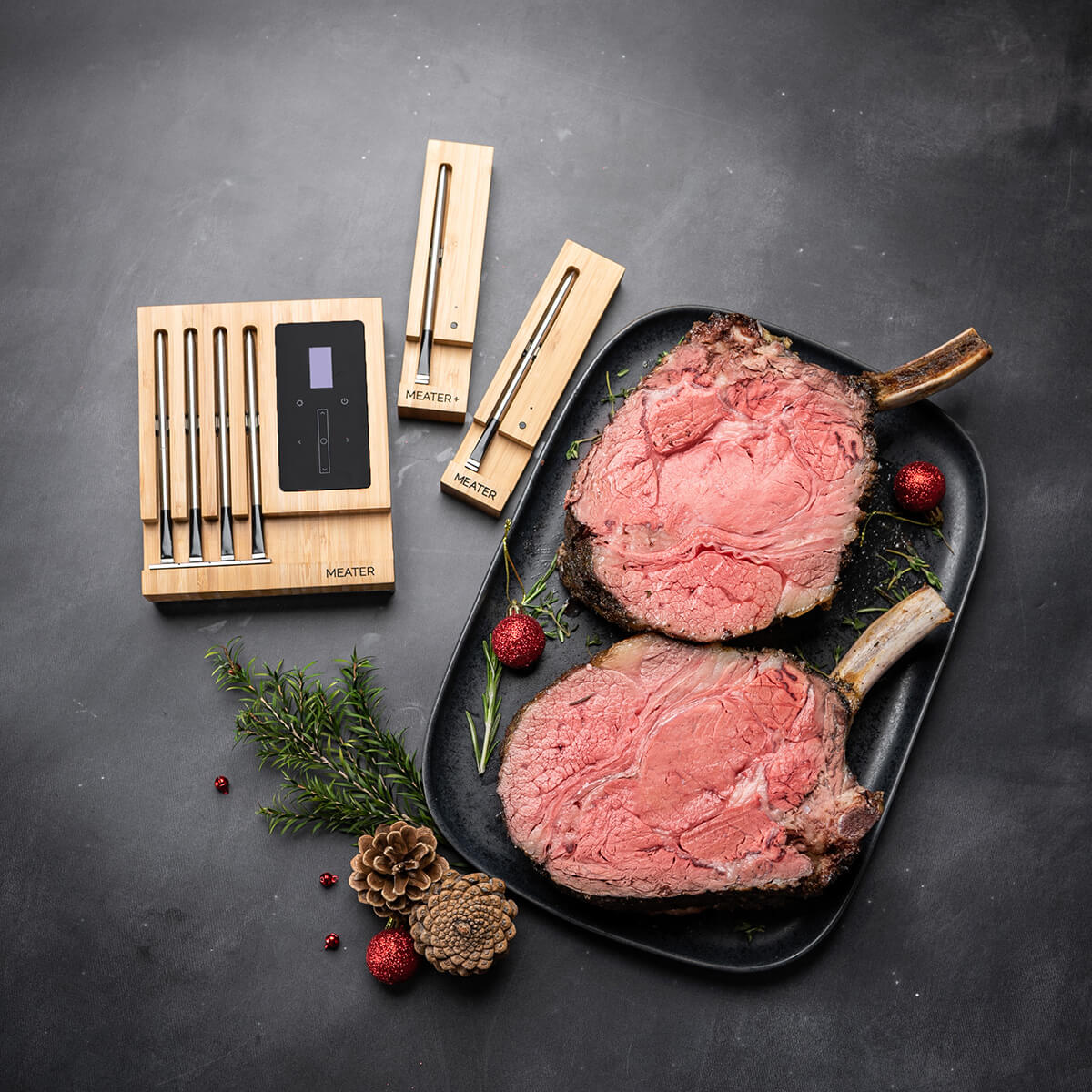 Meater Bluetooth Thermometer Kollektion bestehend aus Original MEATER, MEATER Plus und MEATER Block