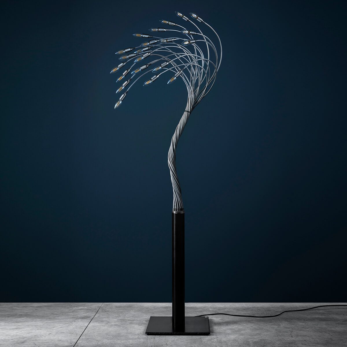 Catellani & Smith Sottovento 15 Stehleuchte, Flexarme: Nickel (ausgeschaltet) (Foto: Nava-Rapacchietta)