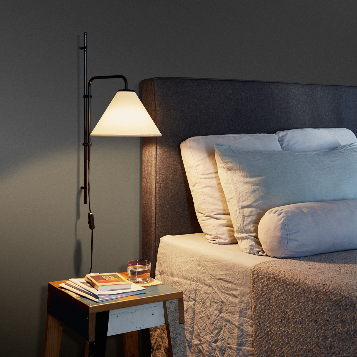 Marset Funiculí A Fabric Wandleuchte, schwarz, Schirm: sand