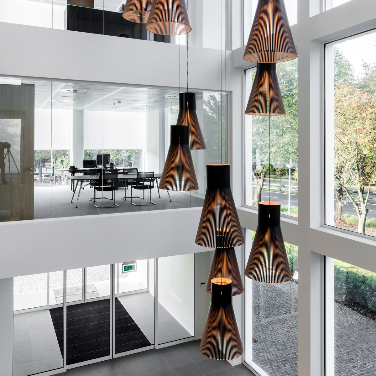 Secto Design Magnum 4202 Pendelleuchte, schwarz laminiert, Kabel: schwarz