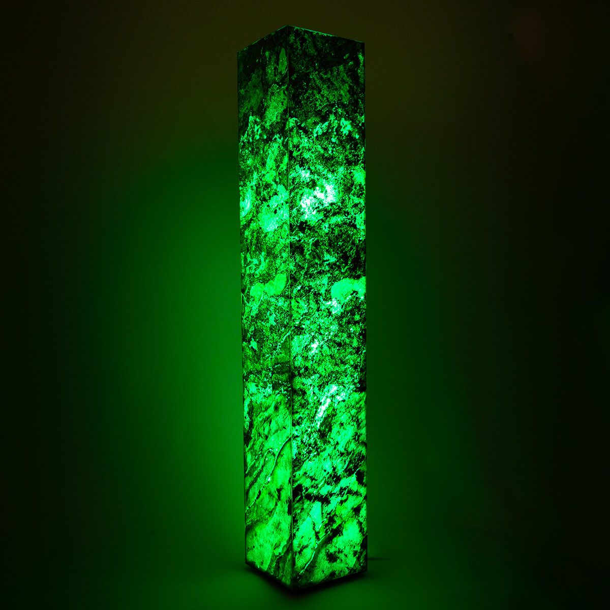 Epstein-Design Eifel im Herbst RGBCCT-LED Stehleuchte / Lichtsäule mit ZigBee, Höhe: 130 cm, Schiefer