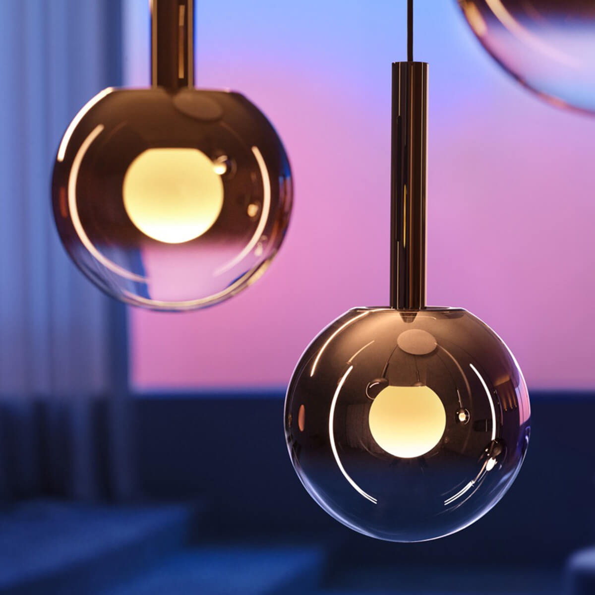 Occhio Luna sospeso up LED Pendelleuchte, dark chrome Occhio Luna sospeso up LED Pendelleuchte, dark chrome