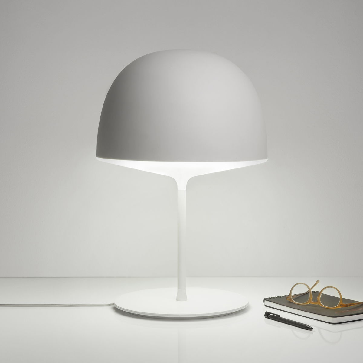 Fontana Arte Cheshire Tischleuchte, weiß
