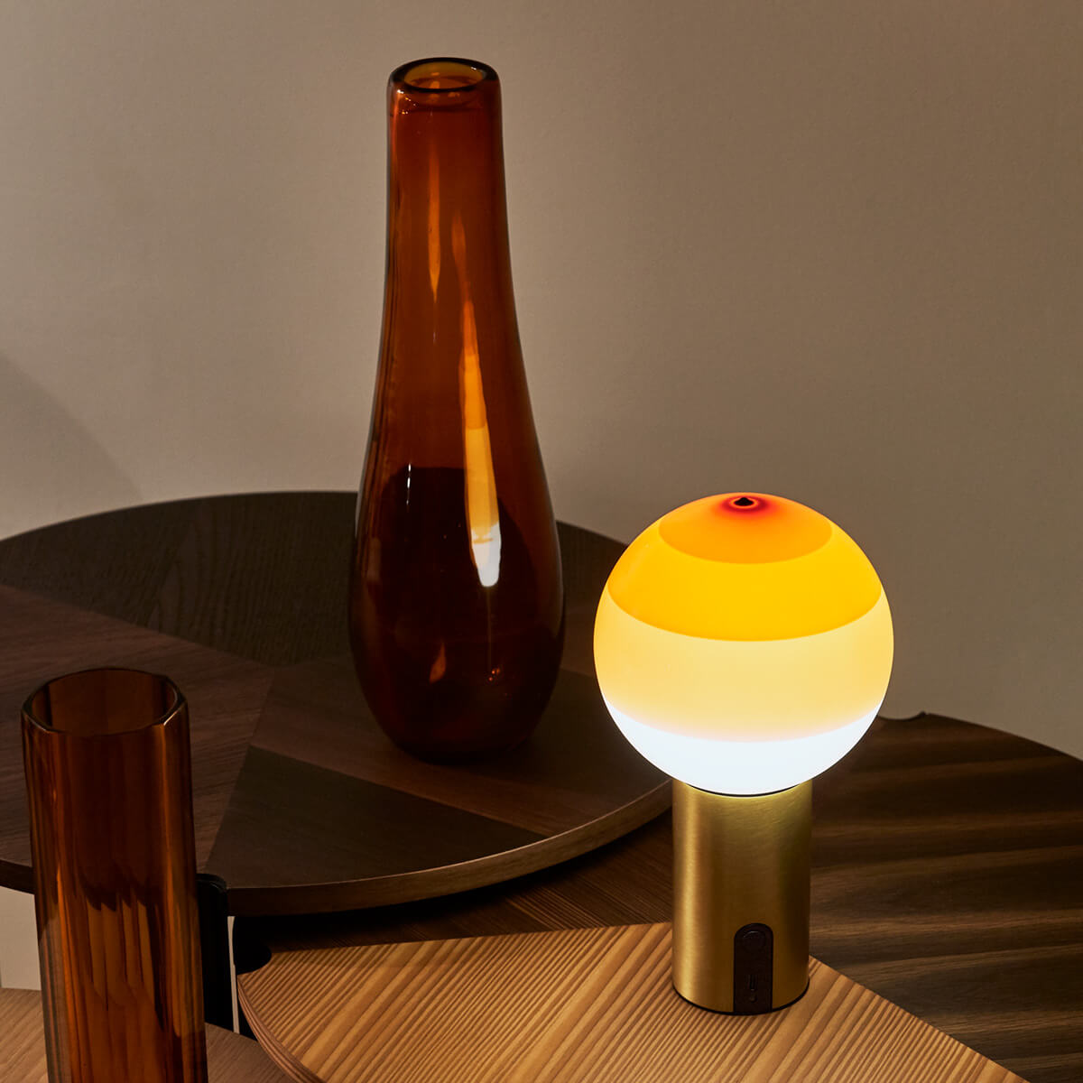 Marset Dipping Light Portable LED Akkuleuchte, Schirm: amber