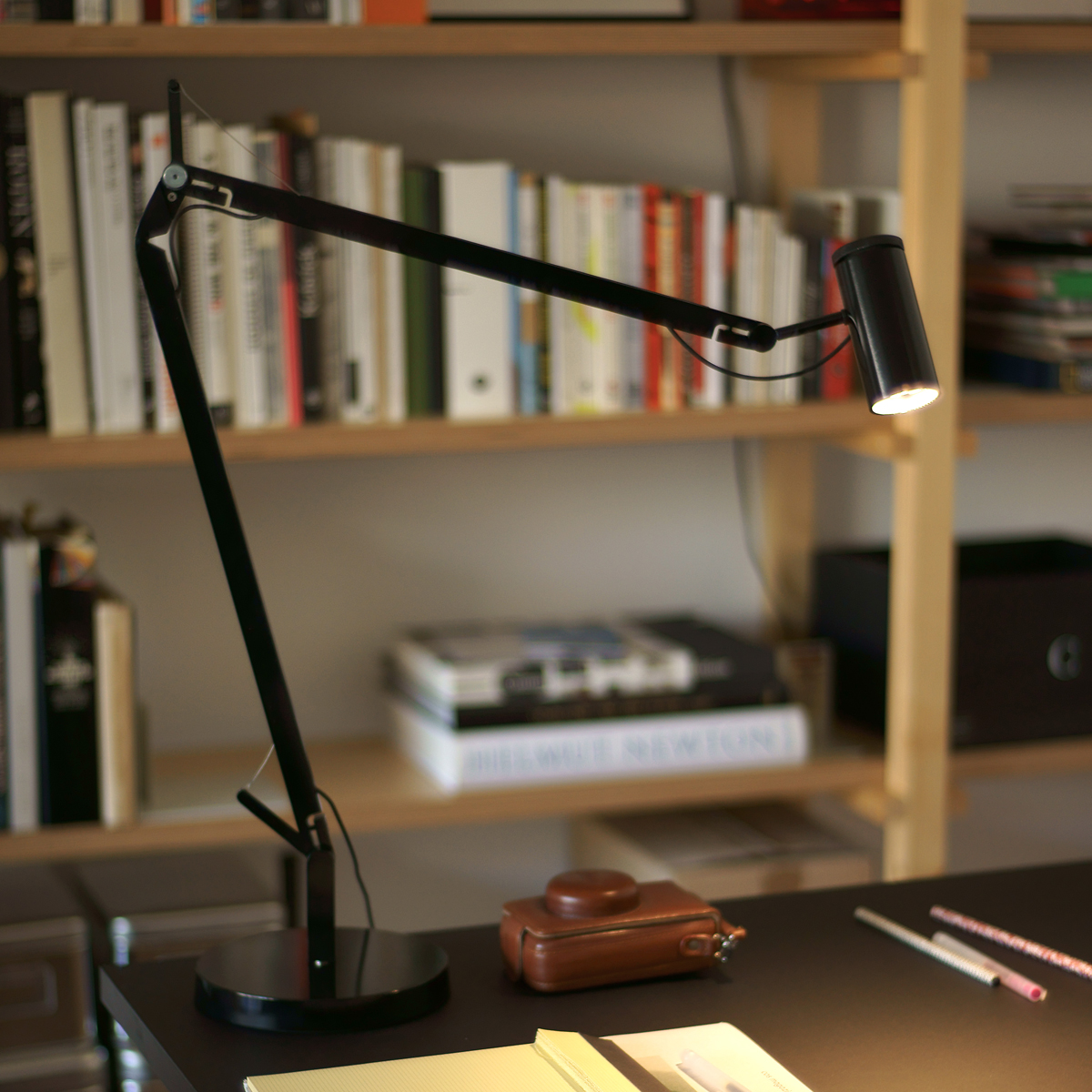 Marset Polo LED Tischleuchte, schwarz