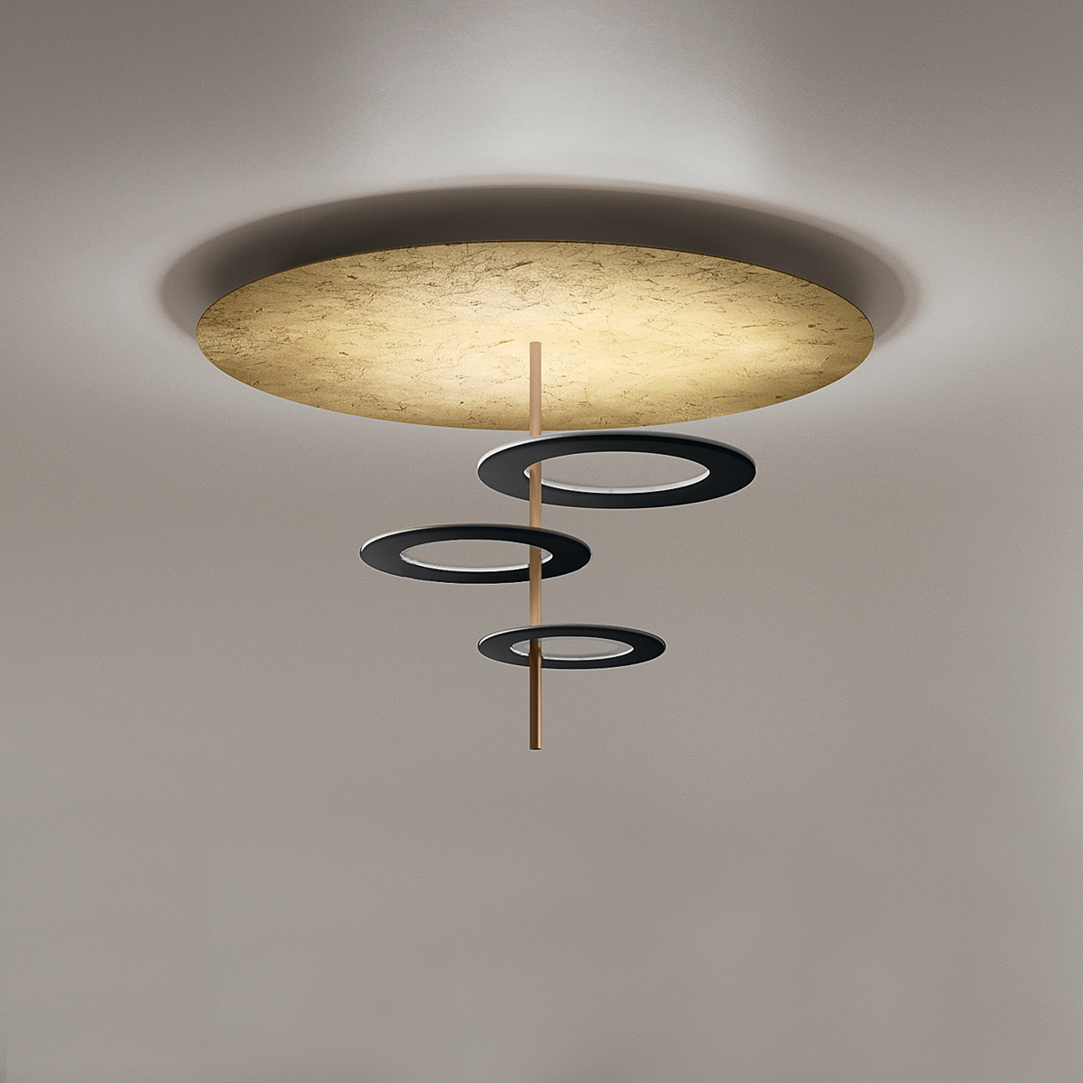 Icone Hula Hoop P3 LED Deckenleuchte, Blattgold / schwarz