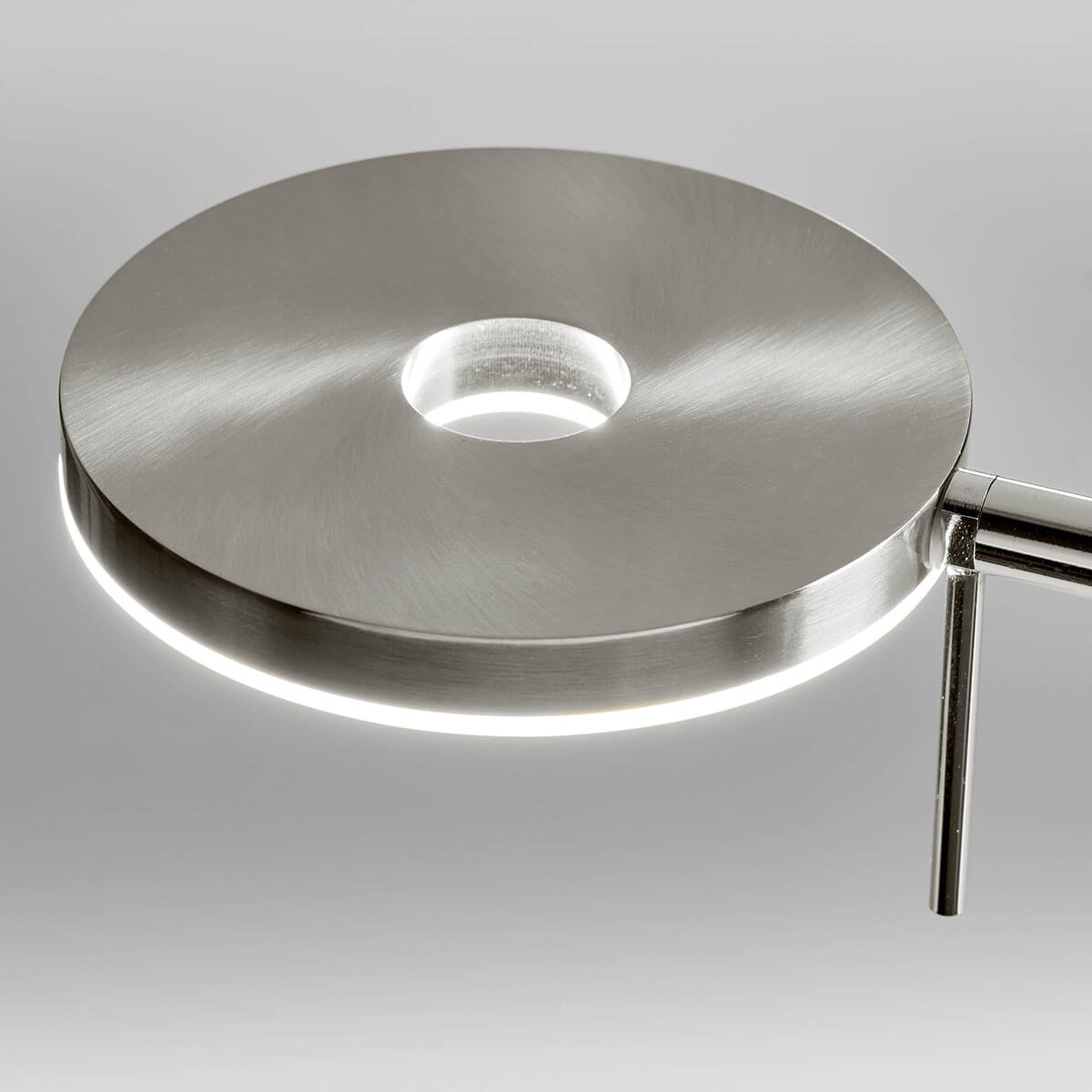 LupiaLicht Cycle S LED Stehleuchte, Nickel matt, beweglicher Leuchtenkopf