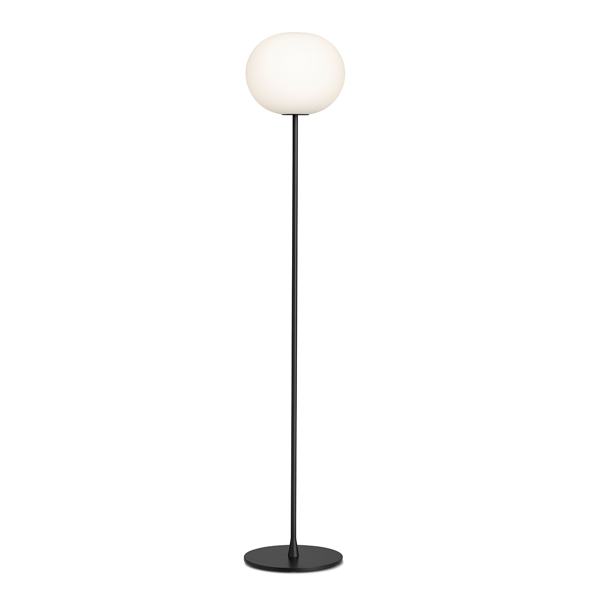 Flos Glo-Ball F2 Stehleuchte, schwarz matt (©Piero Fasanotto)