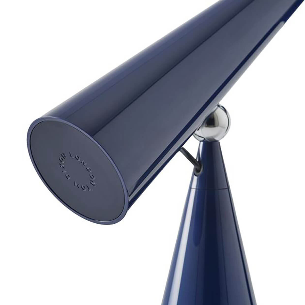 Pose Task Light LED Tischleuchte