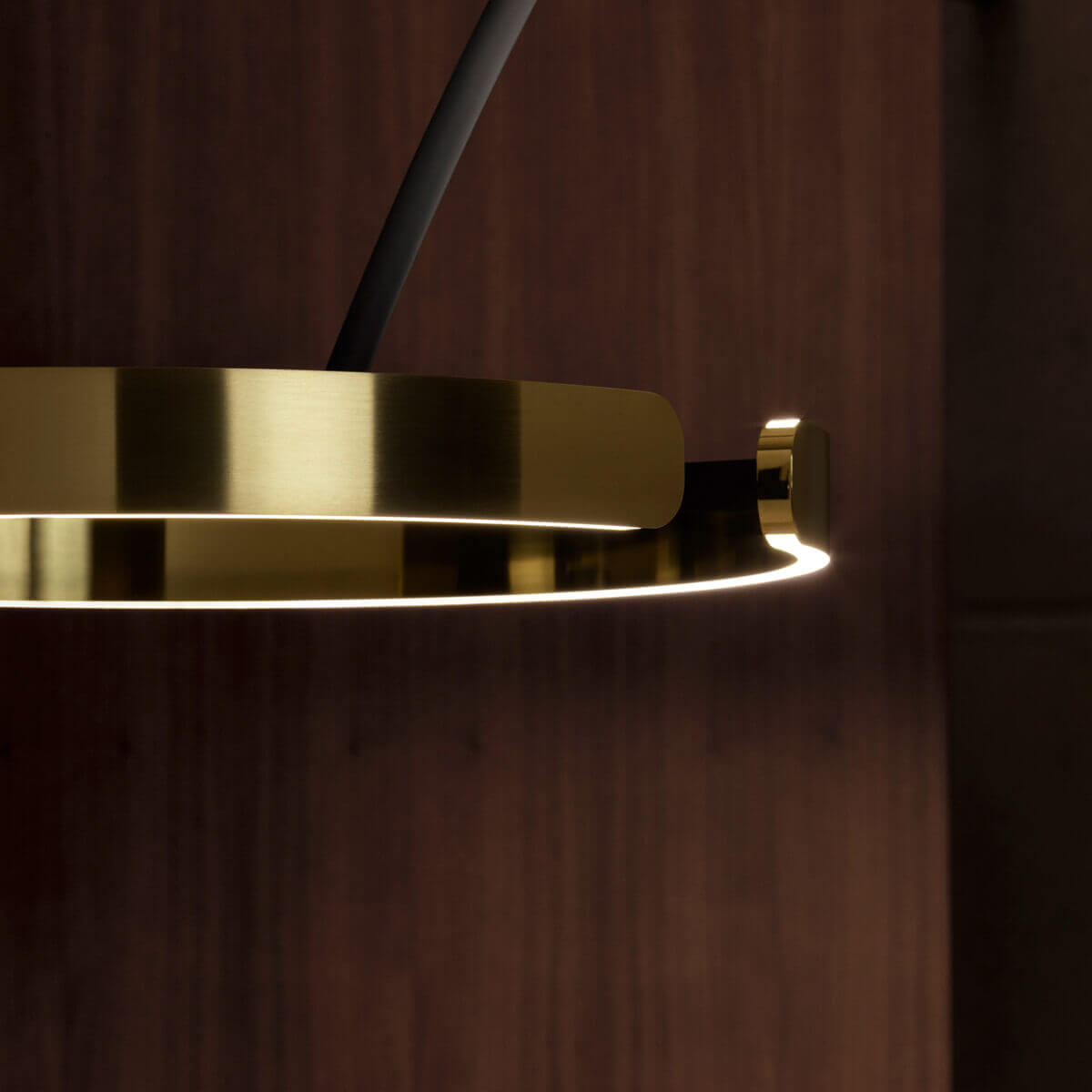 Mito largo LED Bogenleuchte