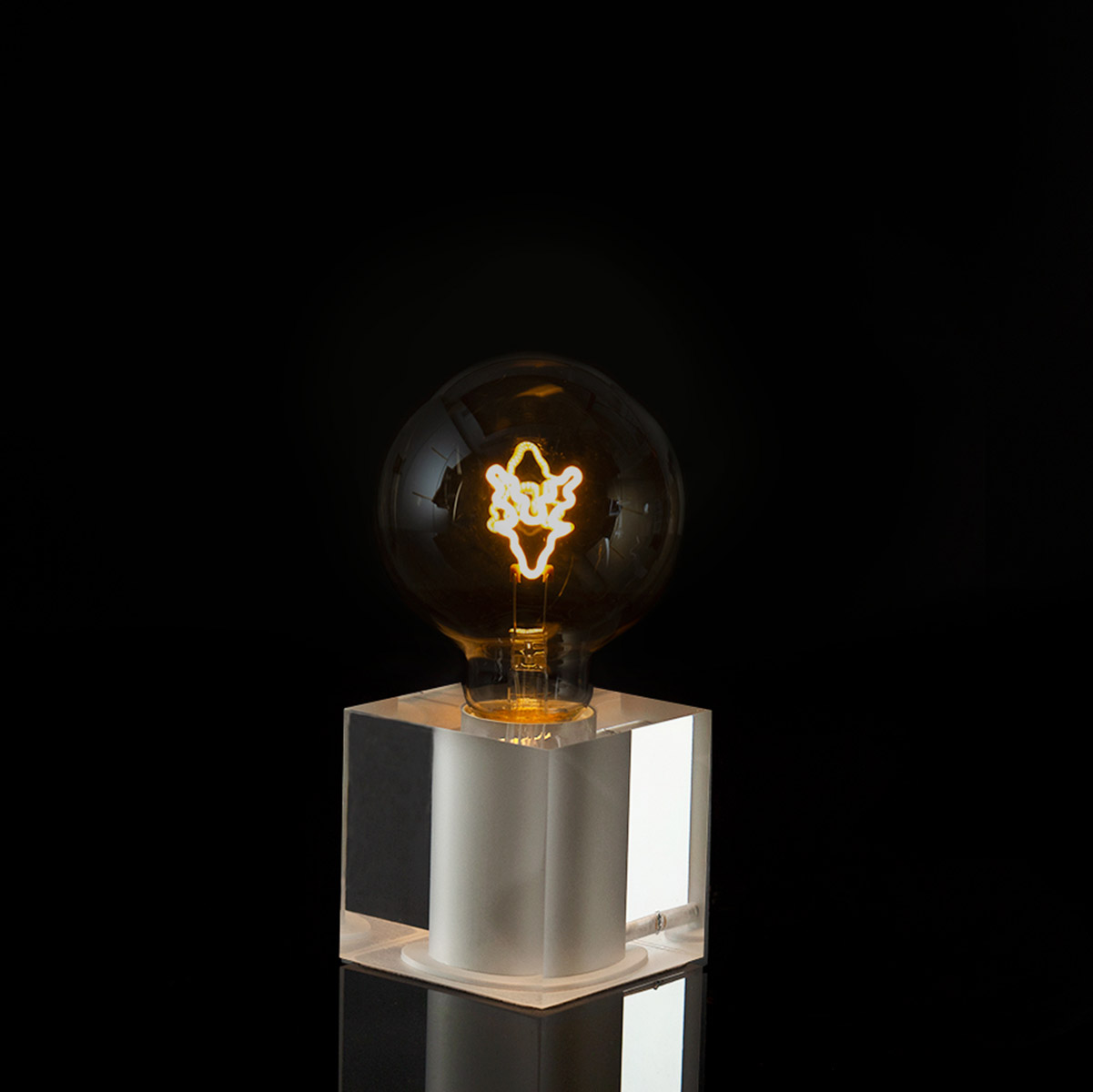 Sompex Cubic Tischleuchte Acryl, mit Motiv Leuchtmittel, Rentier (©Leuchtenland.com)