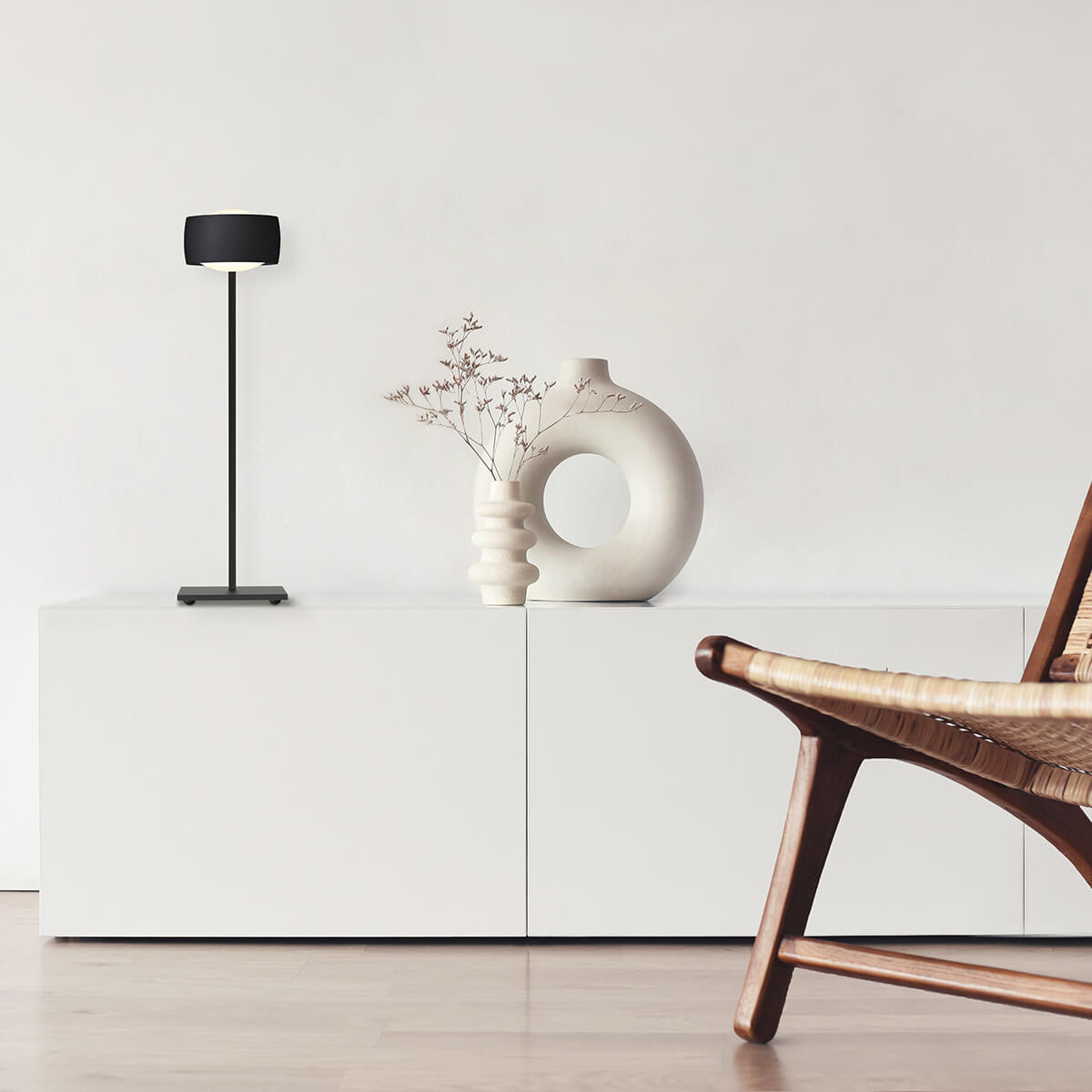 Oligo Grace LED Tischleuchte, Tunable White, schwarz matt