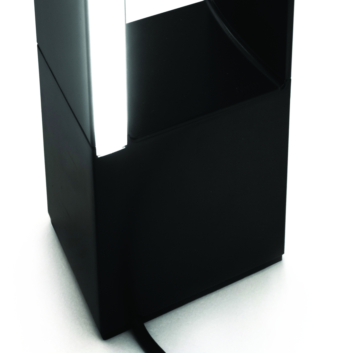 Nemo Tru Terra, schwarz