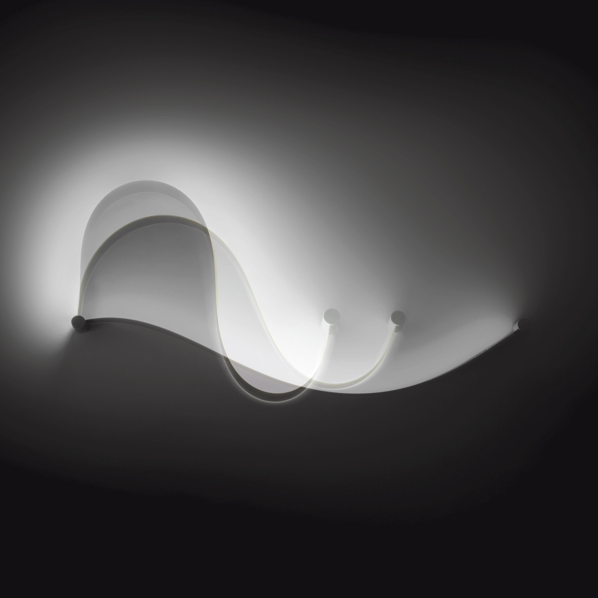 Cini & Nils FormaLa Parete, Stahl satiniert / weiß, veränderbare Installationsmöglichkeiten