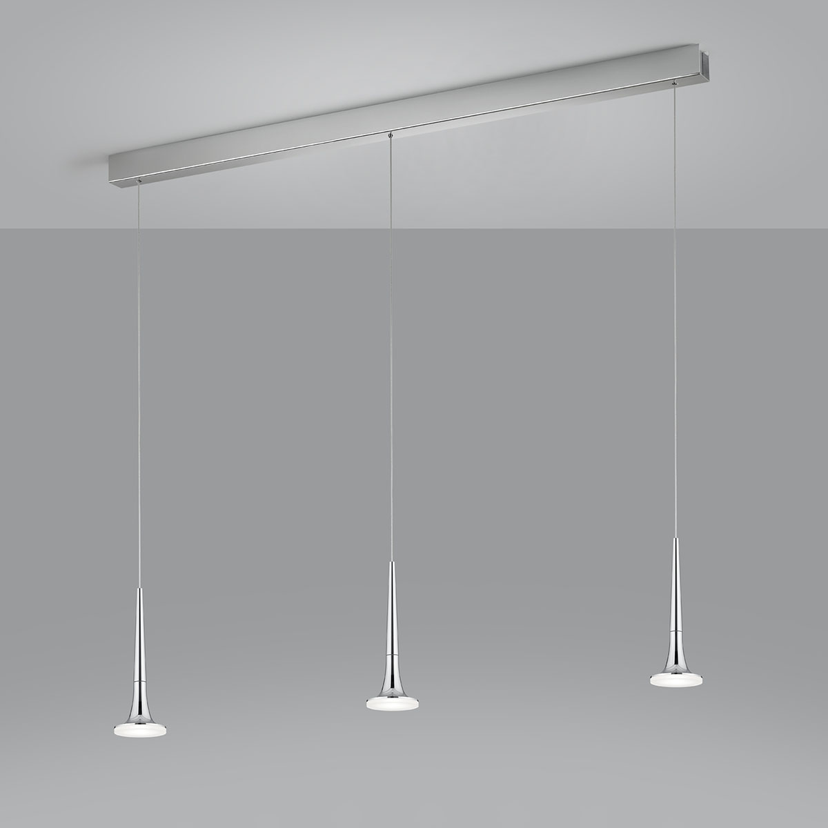 Helestra Flute LED Pendelleuchte, 3-flg., Chrom