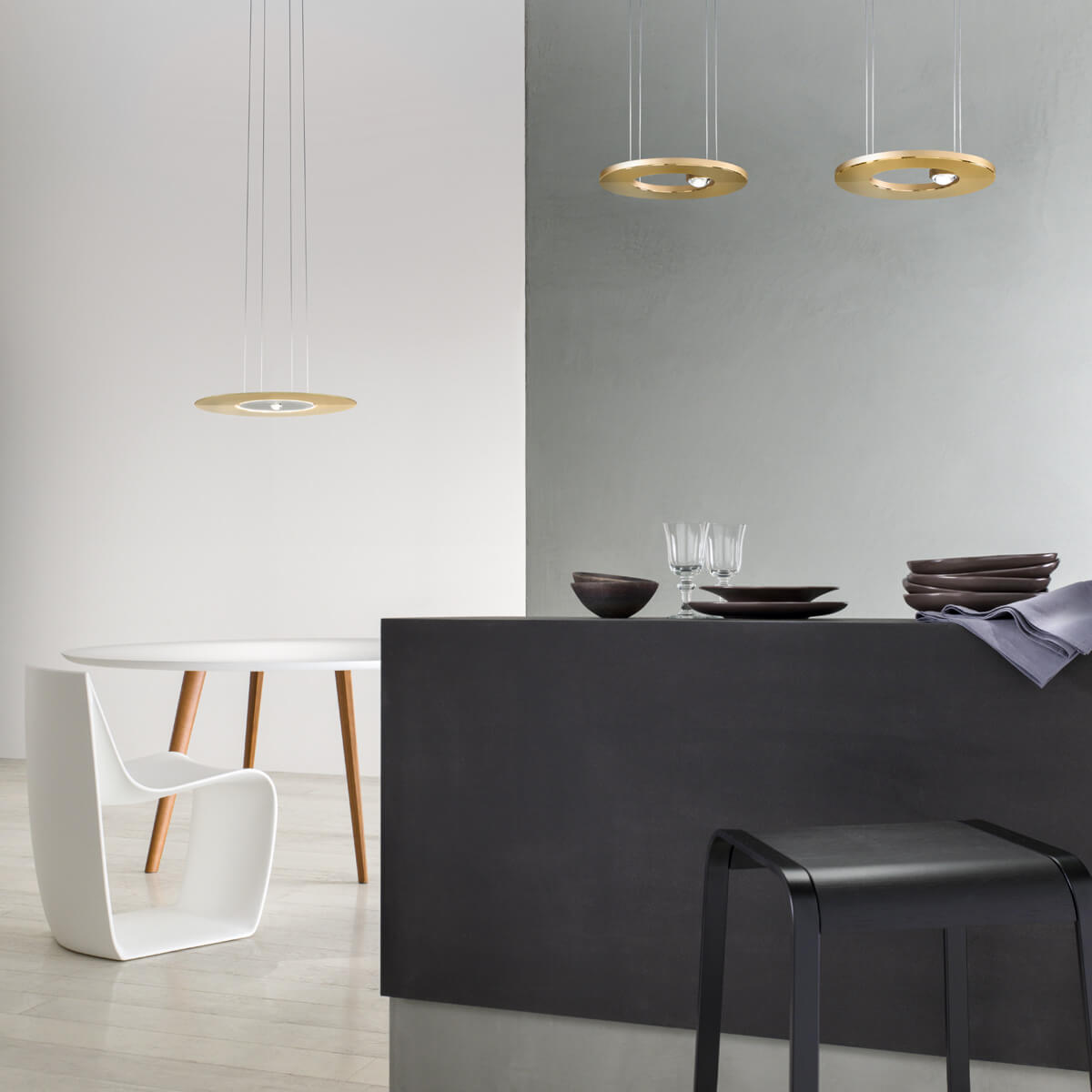 313-cini-nils-passepartout25-sopratavolo-led-pendelleuchte-1123-gold-poliert-messing-matt-ambiente-1200x1200 Cini & Nils Passepartout25 sopratavolo LED Pendelleuchte, Gold poliert / matt, und Passepartout55 sopratavolo LED Pendelleuchte, Gold poliert / Edelstahl poliert
