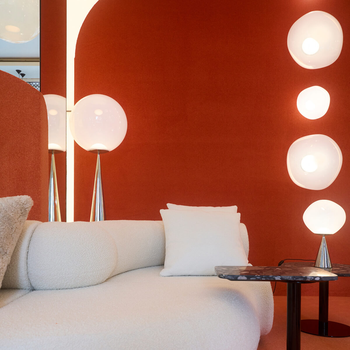 Melt Medium Surface Light LED Wandleuchte