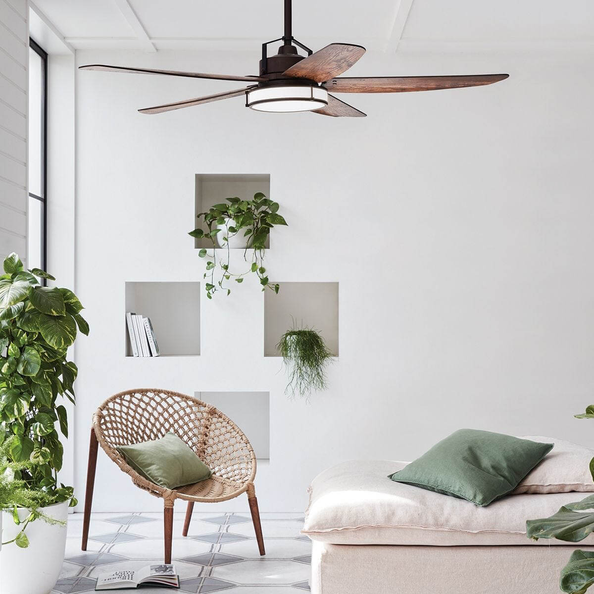 Beacon Lighting Lucci Air Airfusion Louisville Deckenventilator mit Licht, Bronze matt, Flügel: Koa-Holz