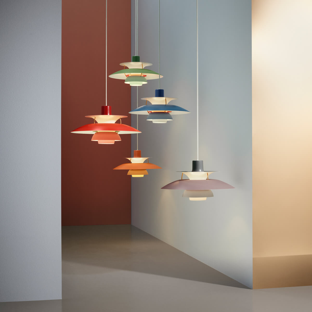 314_louis-poulsen-ph-5-pendelleuchte-mix-ambiente-2-1200x1200 Louis Poulsen PH 5 Pendelleuchte und PH 5 Mini Pendelleuchte, verschiedene Ausführungen