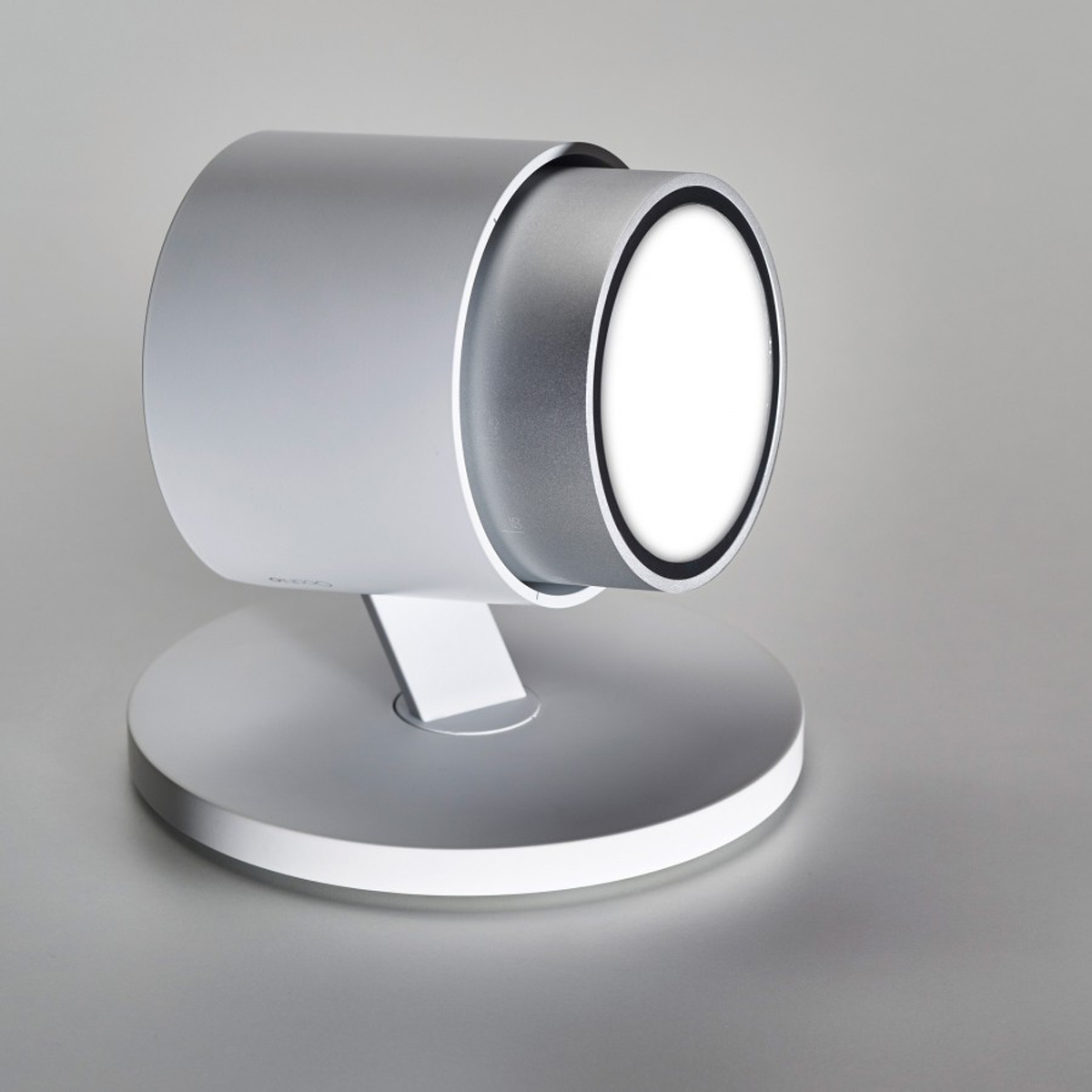 Occhio lui basso Zoom LED Boden- / Tischleuchte, 2700 K, weiß matt, Objektiv: Chrom matt