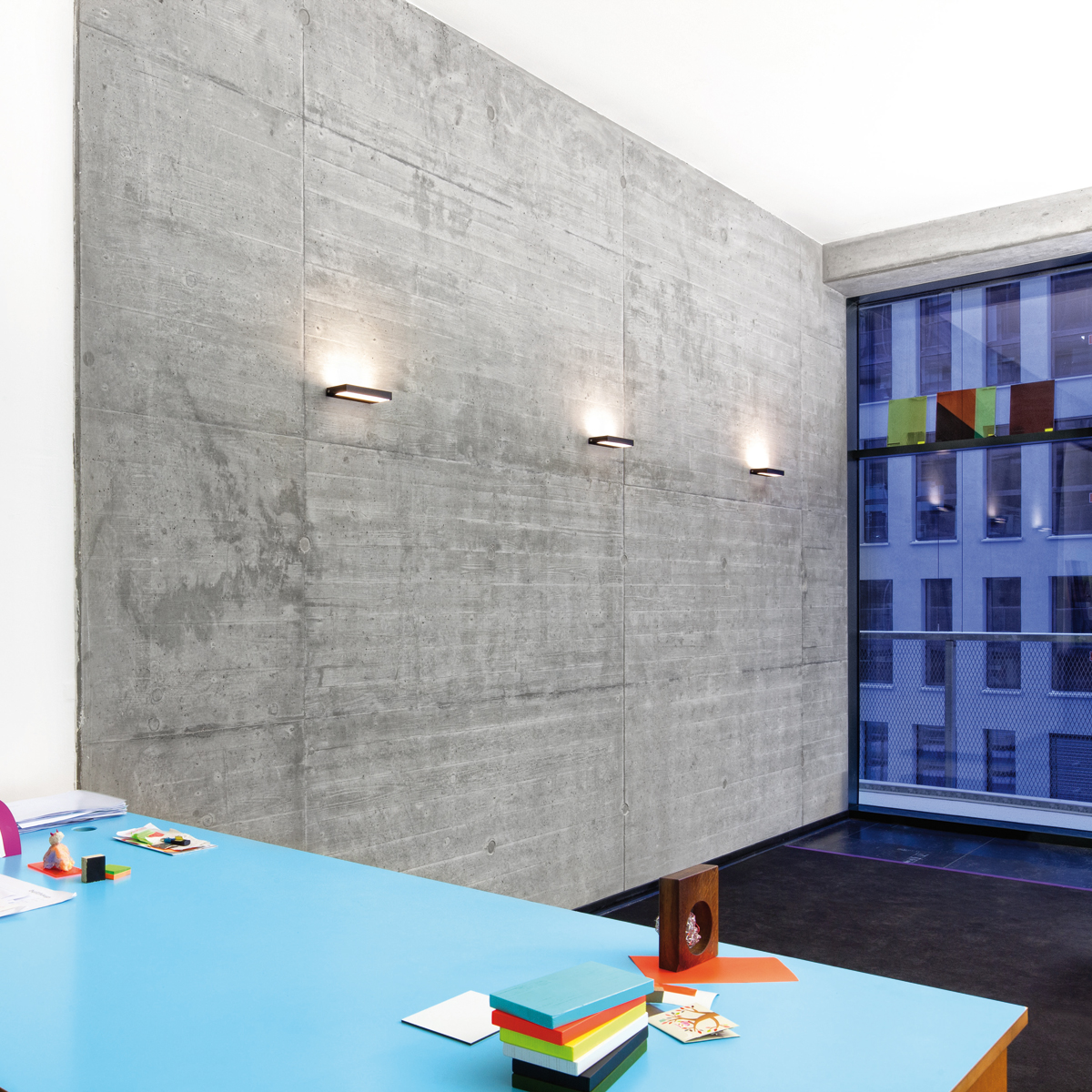 Serien.lighting SML² 220 Wall LED, schwarz lackiert, Gläser: satinée / Raster