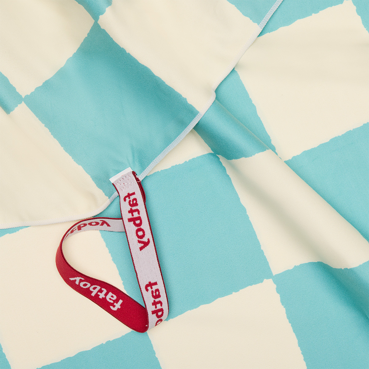 Fatboy Beach Baggy XL Strandtuch mit Kopfkissen, Chess Azur (blau), Gummiband