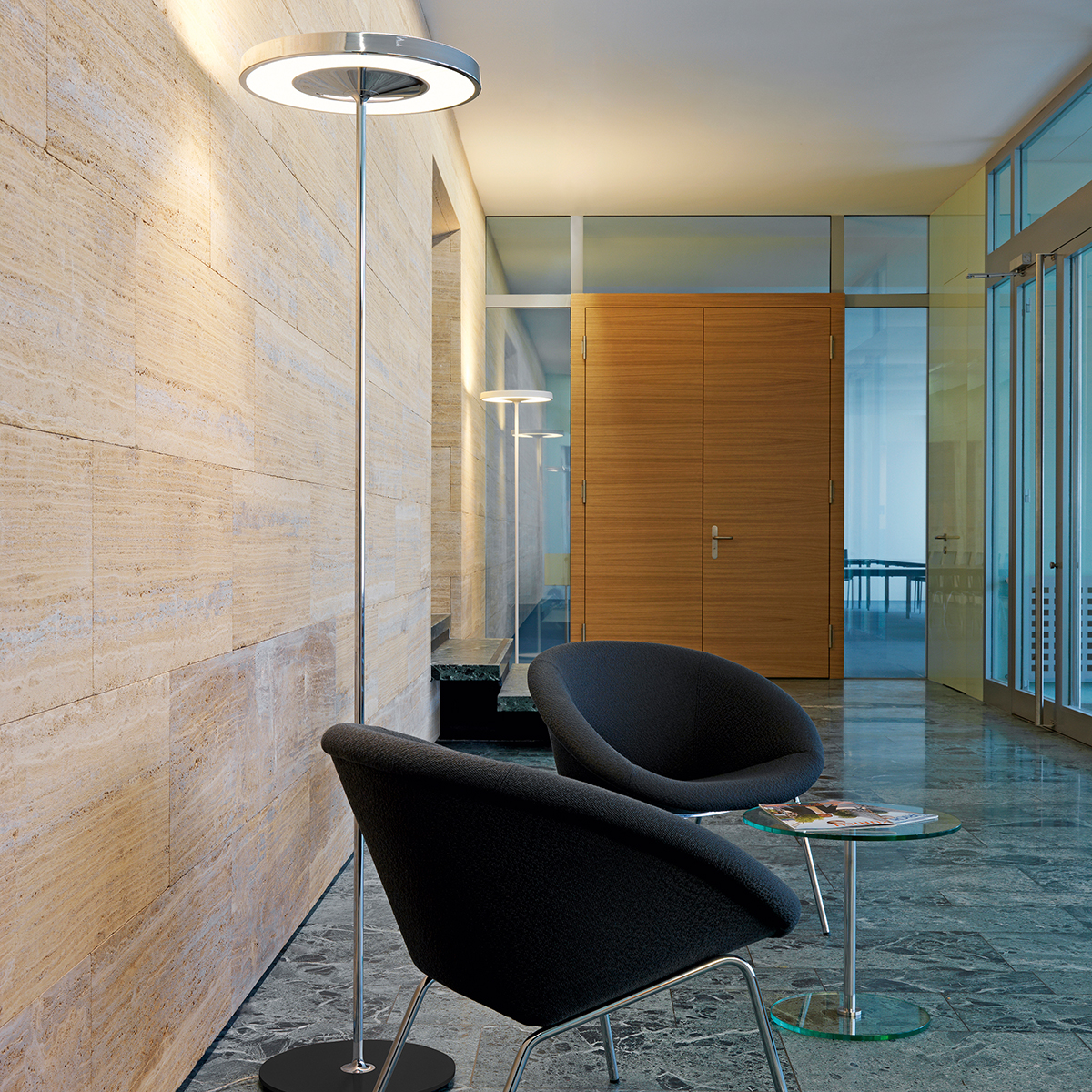 Belux Disk-10 LED Stehleuchte, 3000 K, Chrom, Fuß: schwarz