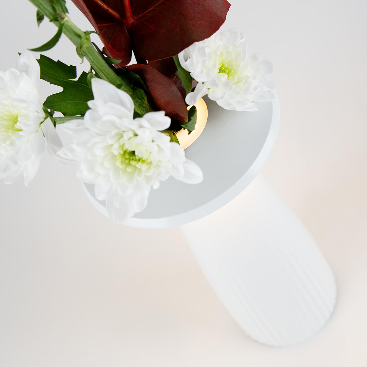 Sigor Nuflair LED Akkuleuchte & Vase, schneeweiß (©Leuchtenland.com)
