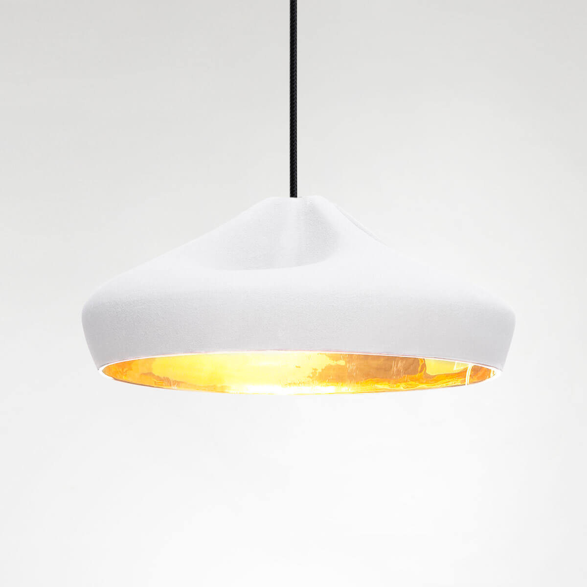 Marset Pleat Box 36 LED Pendelleuchte, weiß / Gold