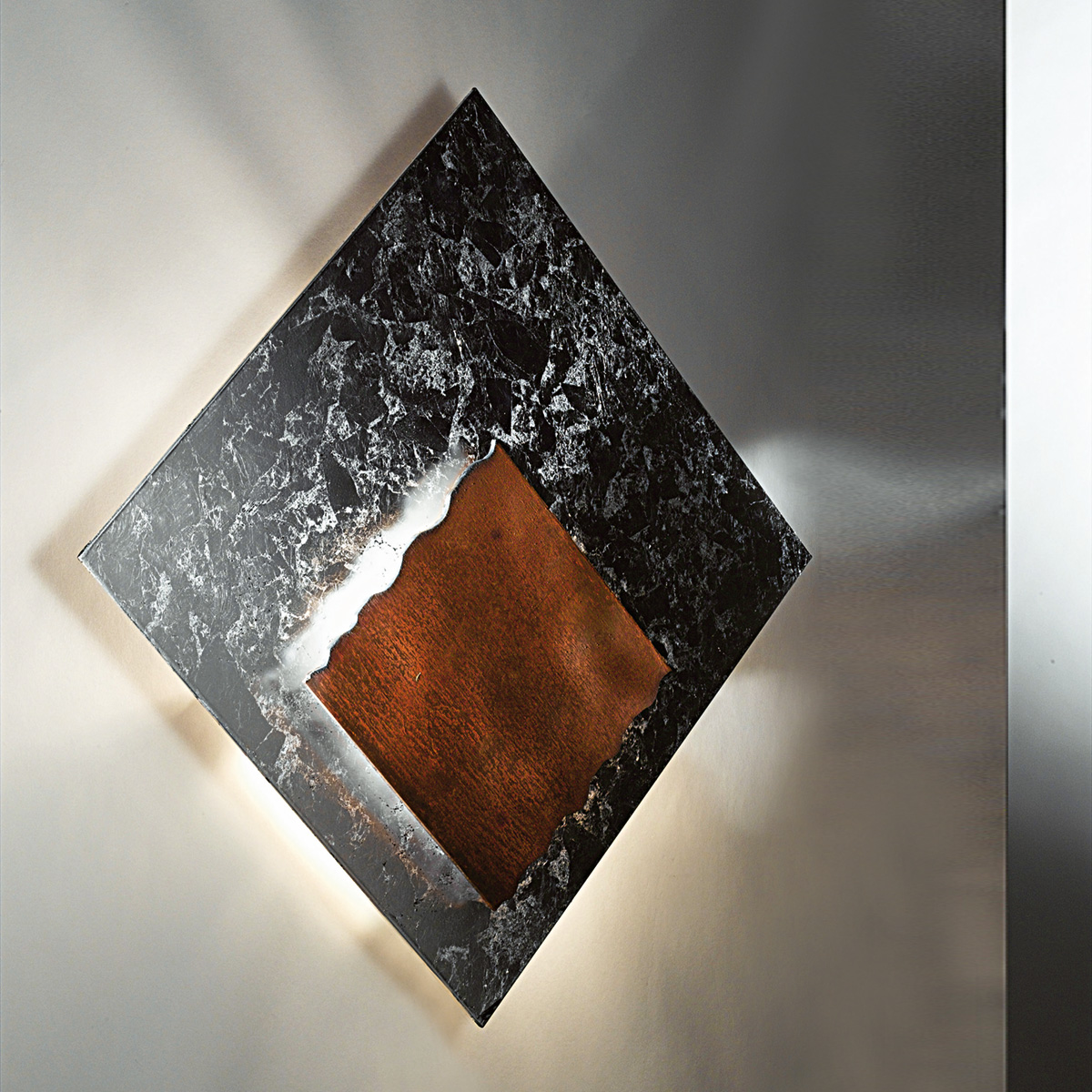 Icone Piastra QG LED Wandleuchte, 70 x 70 cm, Blattsilber / Rost