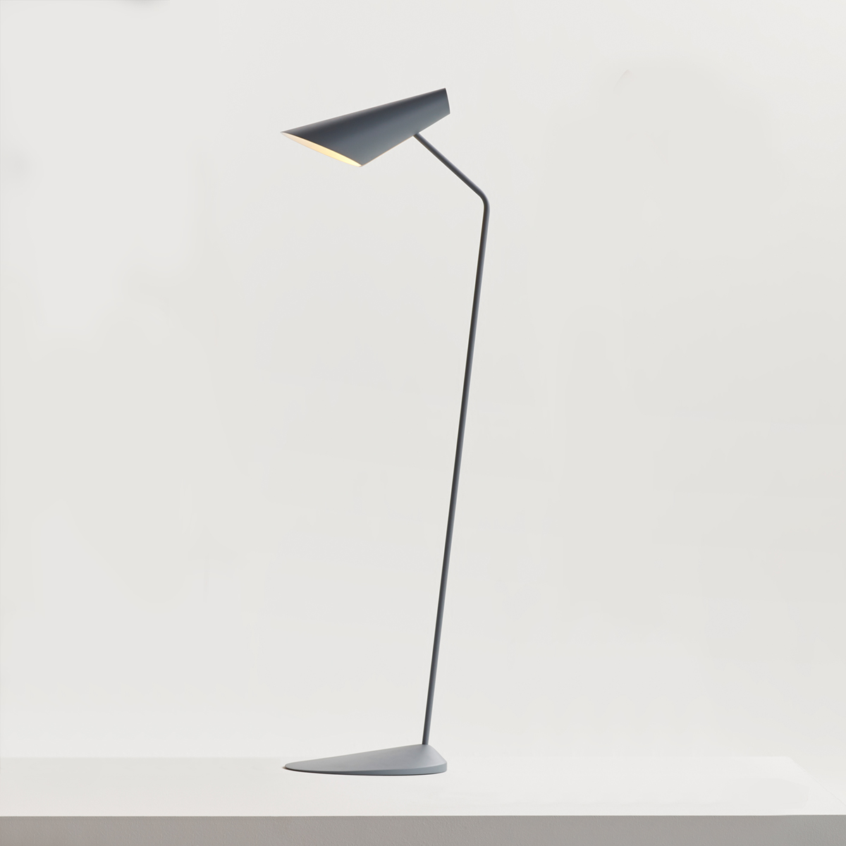 I.Cono 0712 Stehleuchte