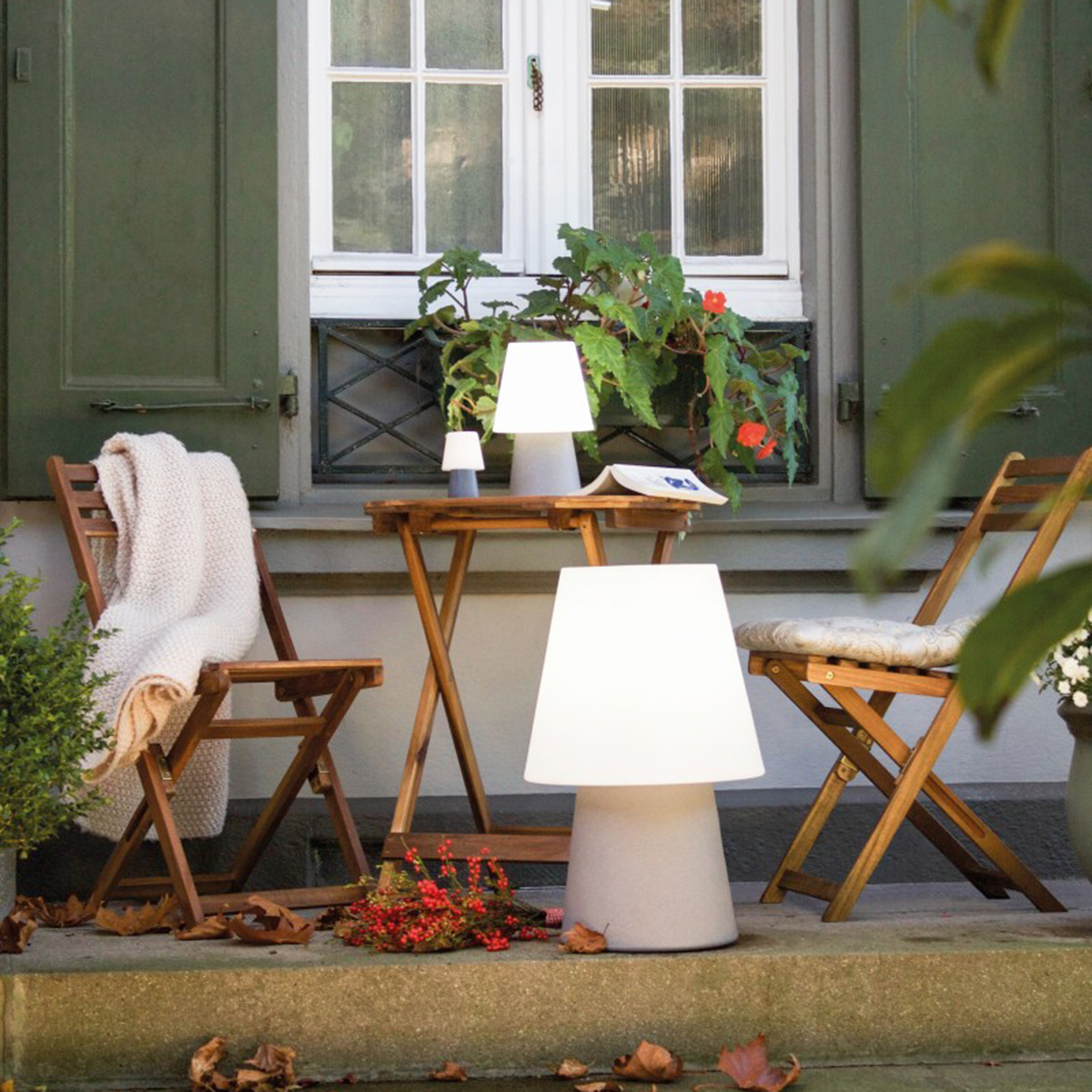 8 seasons design No. 1 Tischleuchte, sand